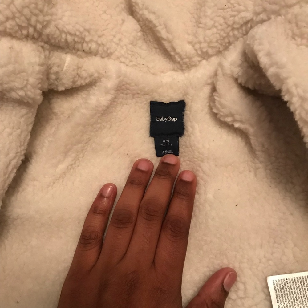 Baby gap jacket - Picture 2 of 3